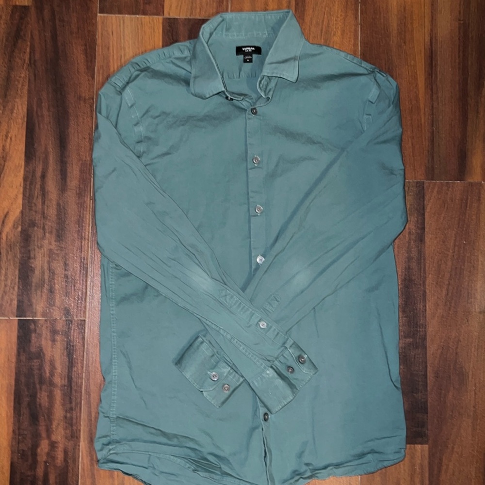 Men’s express dress shirt
